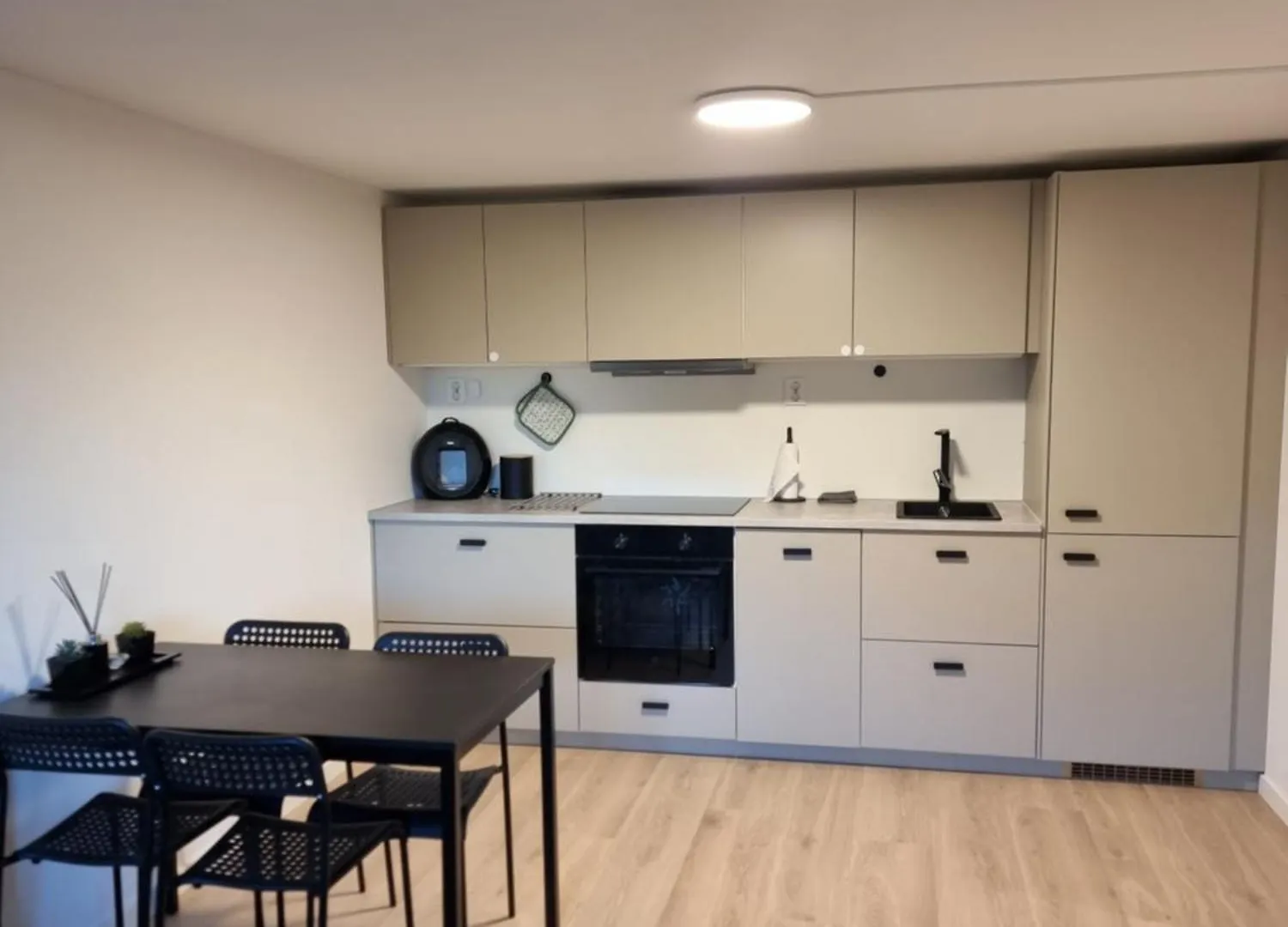 Near Bergen City, Apartment 7 Min From The Airport, Free Parking 노르웨이